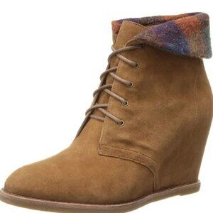 Johnston & Murphy Brynn Cognac Suede Chukka Boots Size 8.5 M